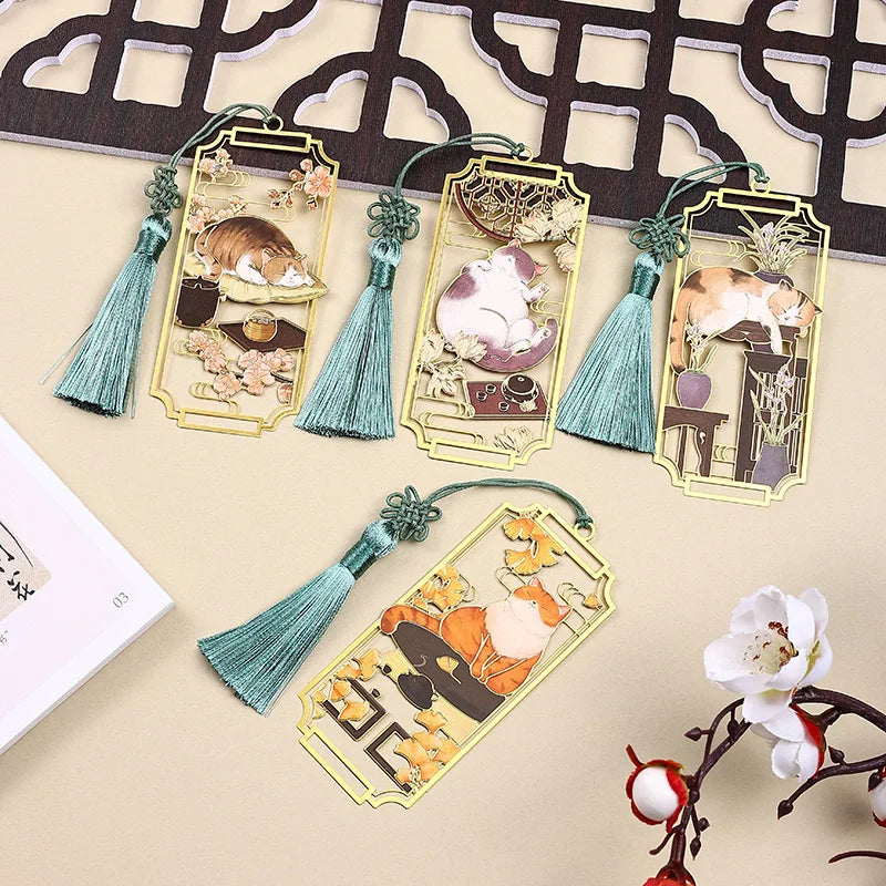 Elegant Cat Hollowed Metal Bookmark
