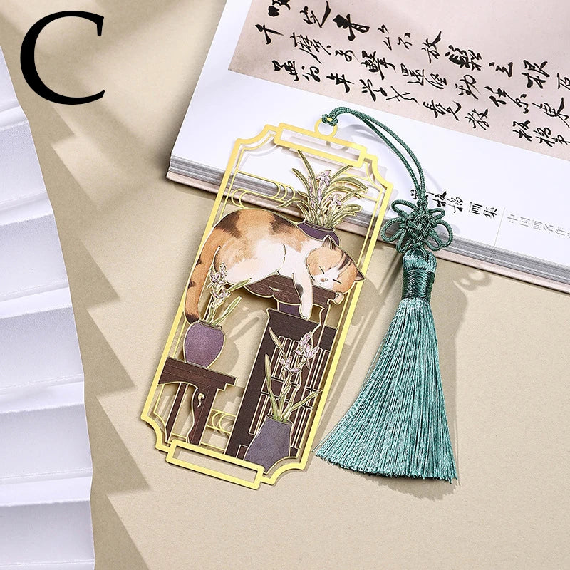 Elegant Cat Hollowed Metal Bookmark